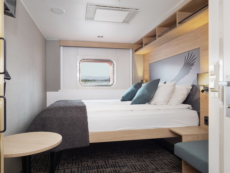 Polar Outside | Lower deck for 2 travellers